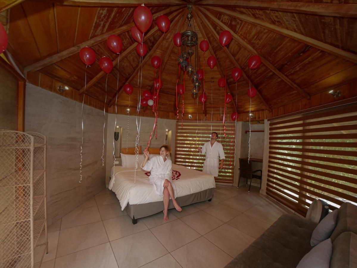 Saguamby Mindo Lodge Экстерьер фото