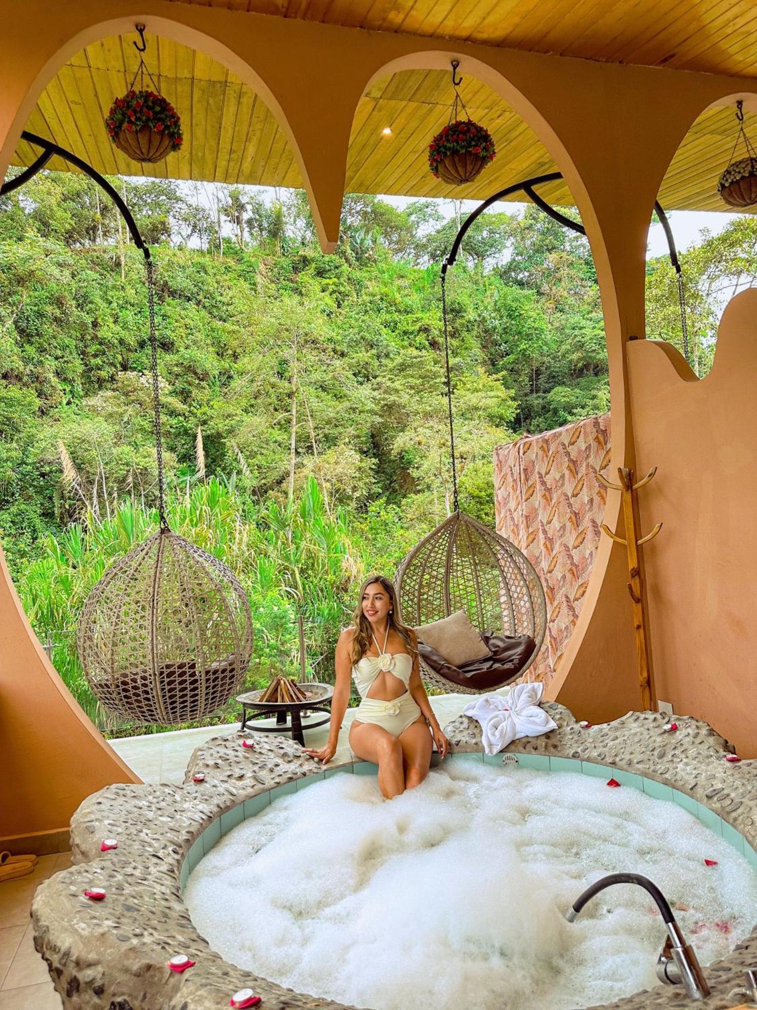 Saguamby Mindo Lodge Экстерьер фото