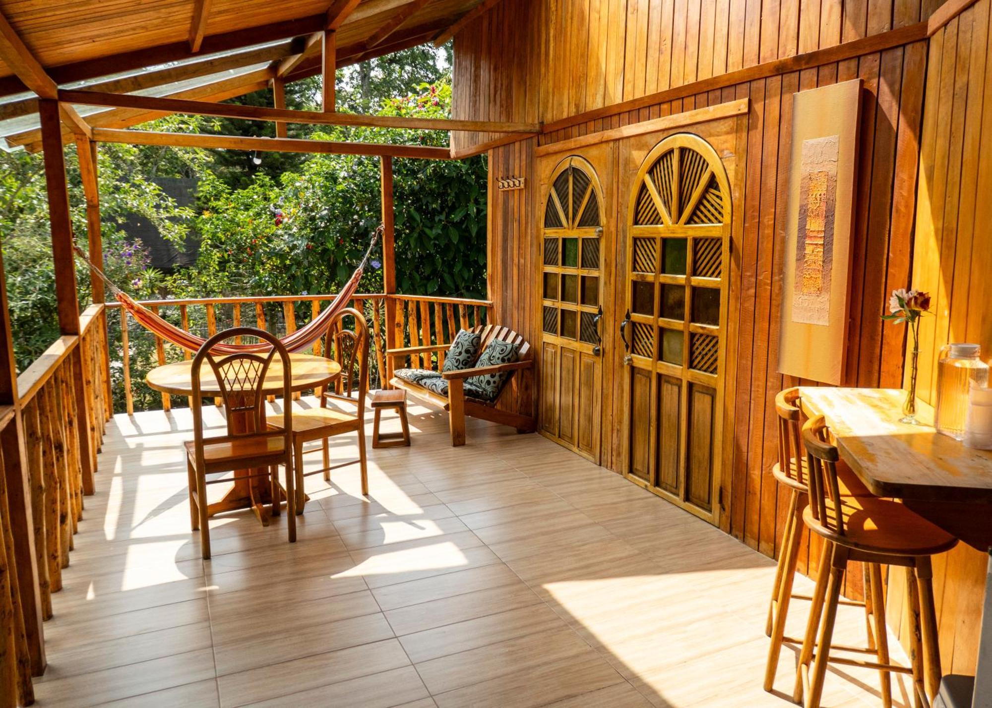 Saguamby Mindo Lodge Экстерьер фото