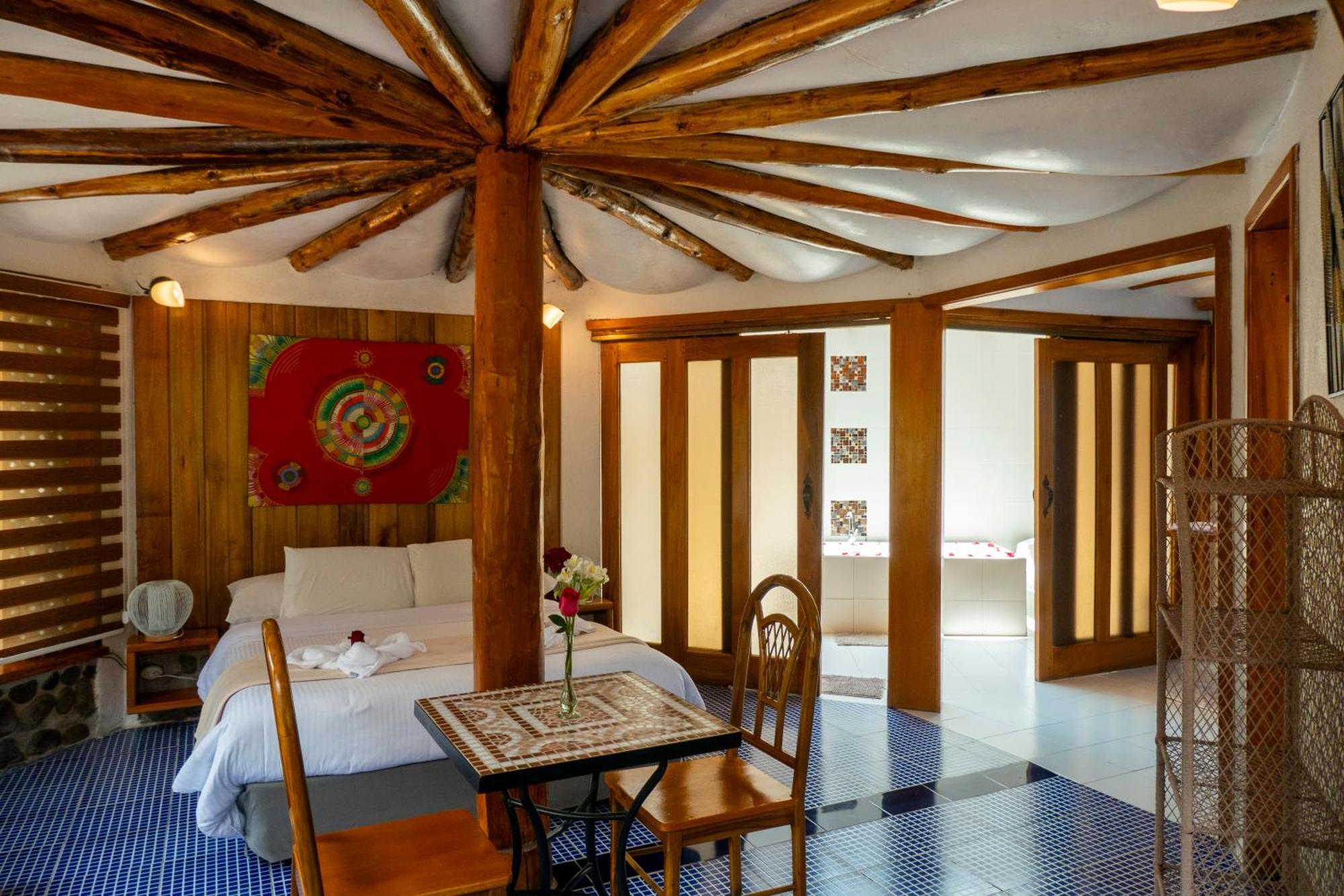 Saguamby Mindo Lodge Экстерьер фото